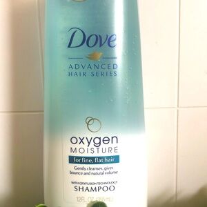 Dove Oxygen Moisture Shampoo

NLA.   RARE.   HARD 2 FIND